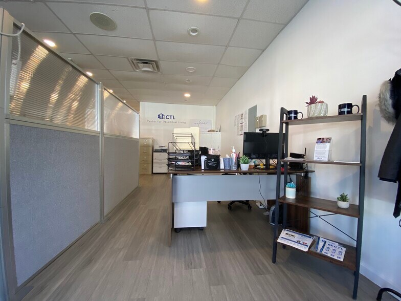 More Photos Of 34 Town St, Norwich Storefront Retail Office For Sale