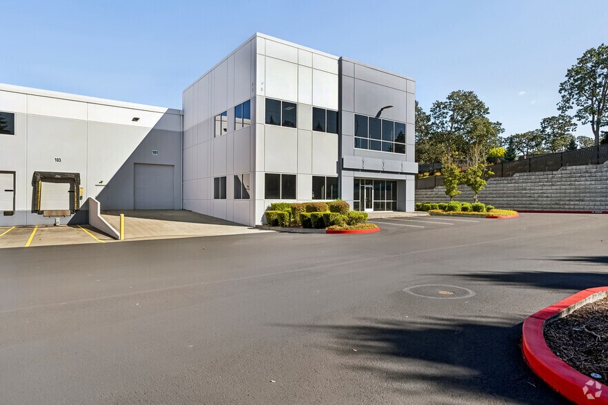 More Photos Of 3401 96th St S, Lakewood Distribution For Lease
