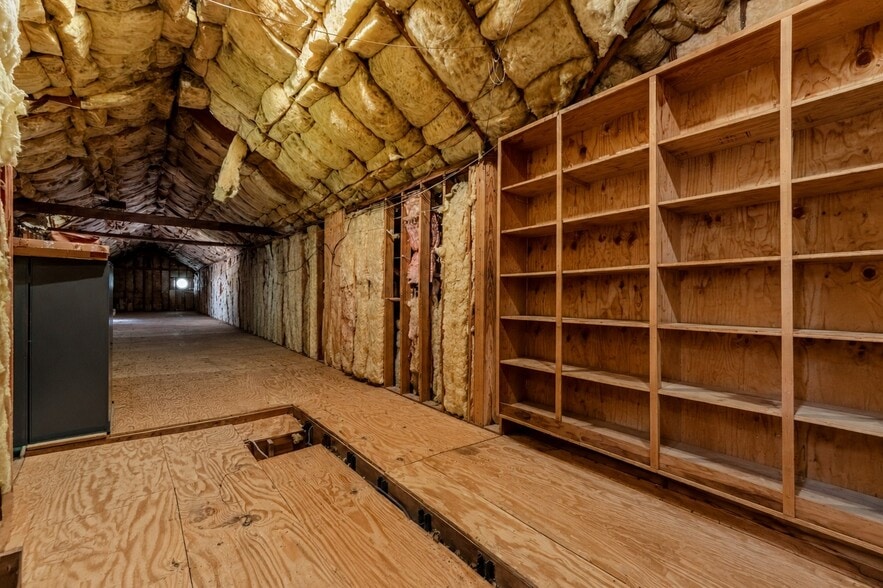 More Photos Of 3112 Jackson St, Alexandria Office For Sale