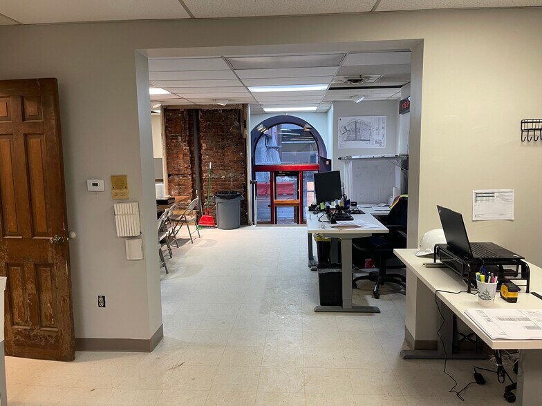 More Photos Of 236 Shady Ave, Pittsburgh Apartments For Lease