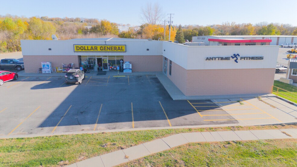 More Photos Of 1205 S Locust St, Glenwood Storefront For Sale