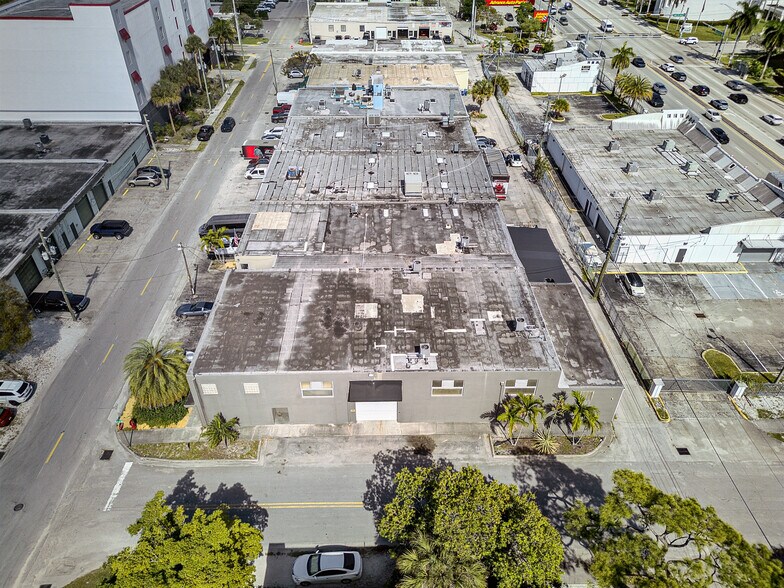 More Photos Of 936-940 NW 1st St, Fort Lauderdale Warehouse For Sale