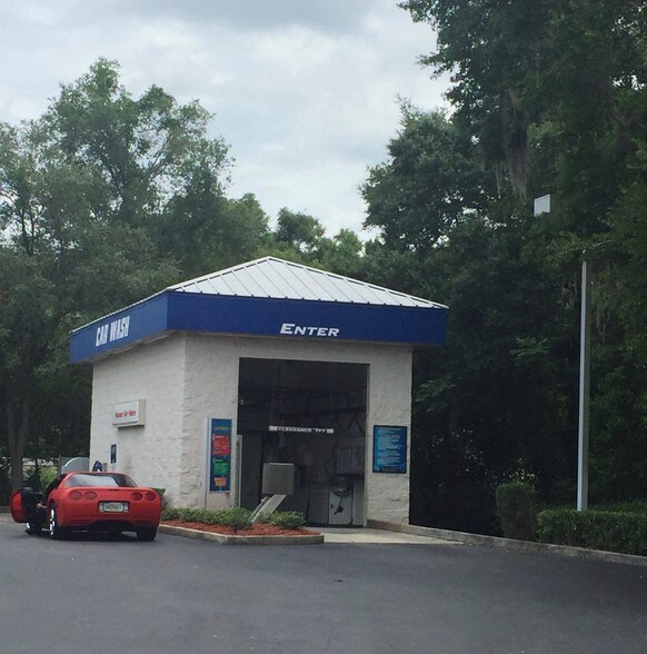 More Photos Of 1001 N Woodland Blvd, Deland Convenience Store For Sale