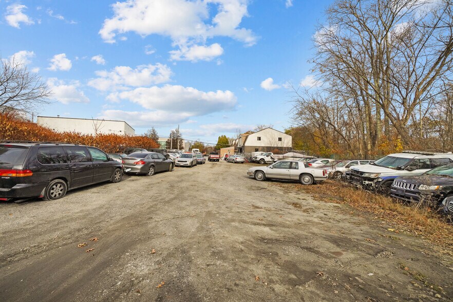 More Photos Of 1153 Central Ave, Pawtucket Office For Sale