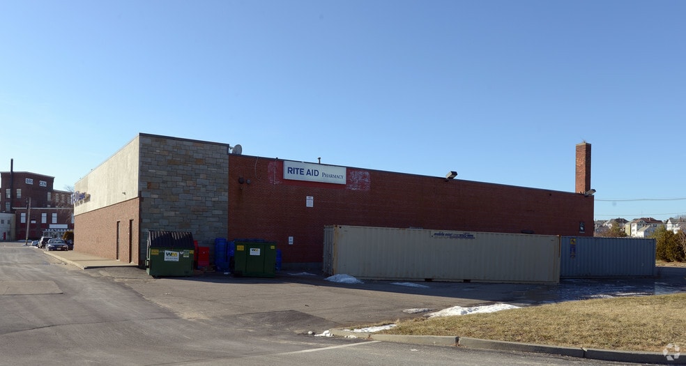 More Photos Of 1383 Cove Rd, New Bedford Drugstore For Lease