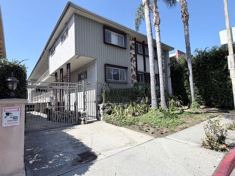 More Photos Of 7526 Fountain Ave, West Hollywood Multifamily For Sale