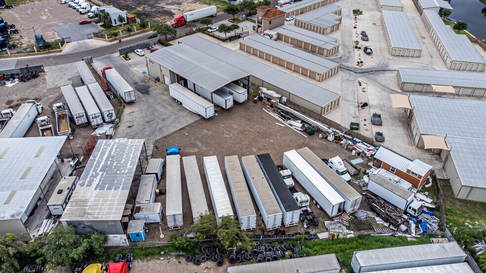 More Photos Of 7416 El Dorado Ct, Laredo Service For Sale