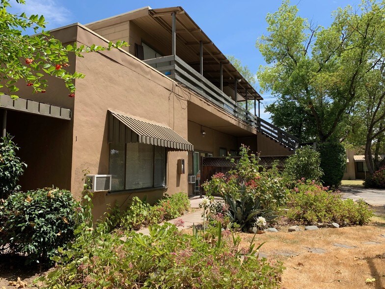 More Photos Of 2065-2081 15th Avenue, Sacramento Apartments For Sale