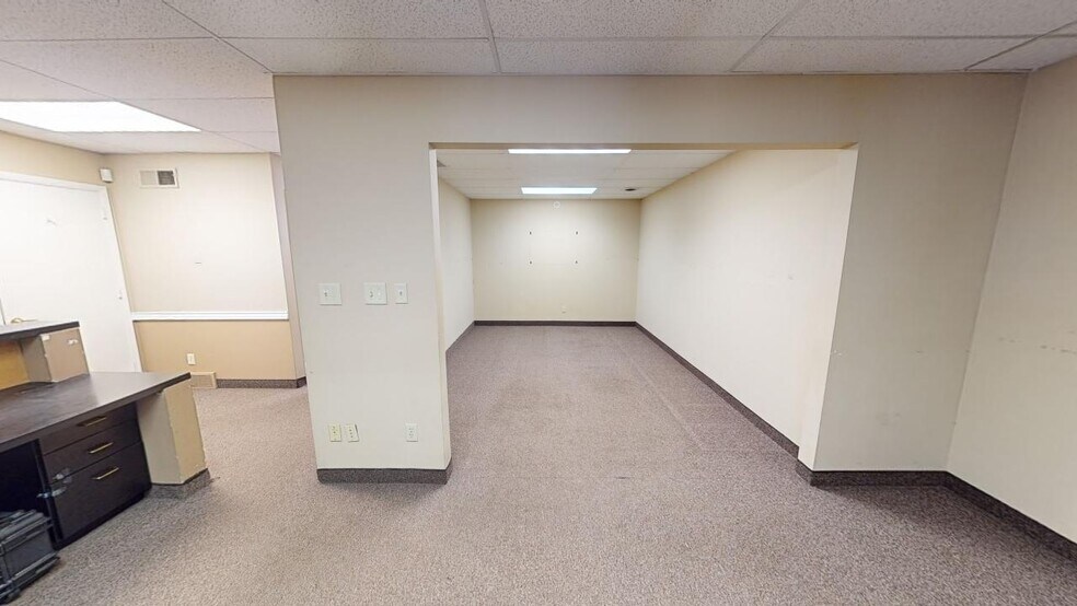 More Photos Of 4337 Cleveland Ave, Columbus Medical For Sale
