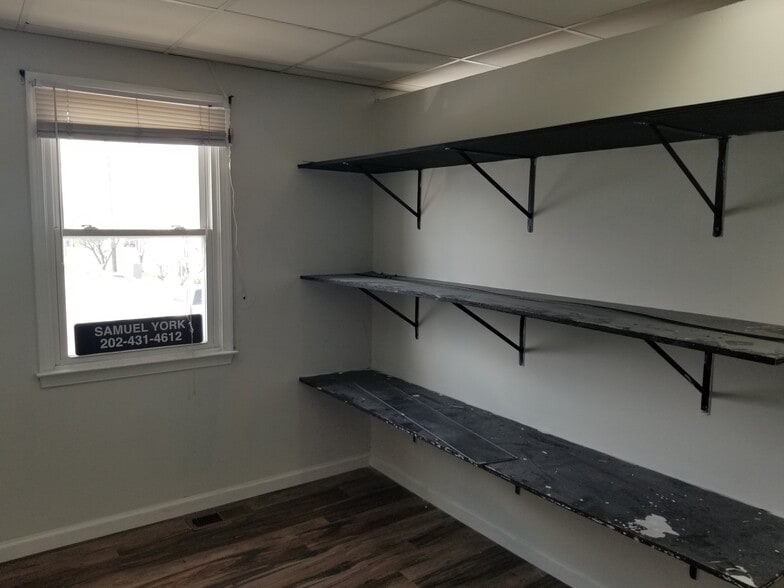 More Photos Of 4700 Stamp Rd, Marlow Heights General Retail For Lease