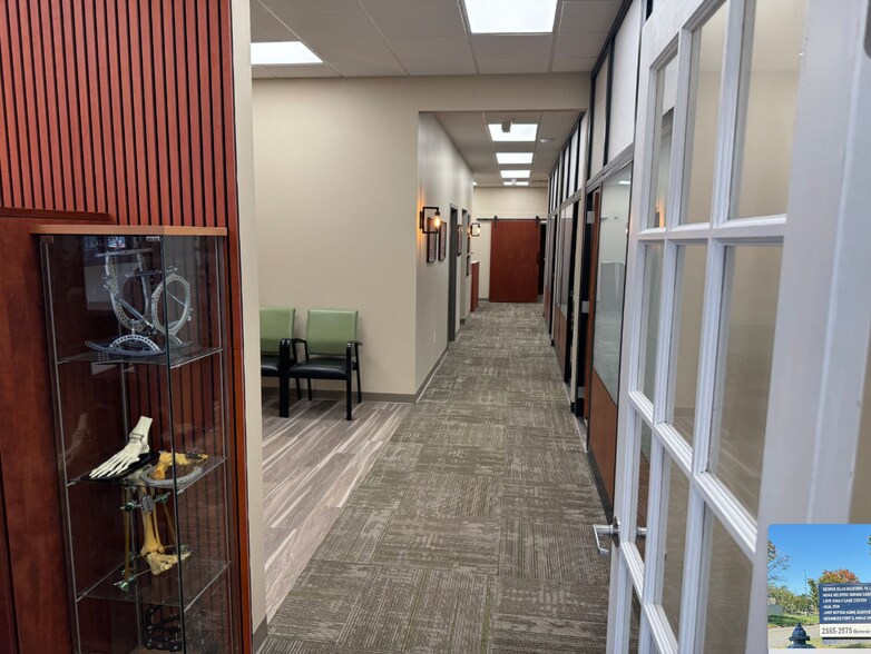 More Photos Of 2569-2571 Homeview Dr, Richmond Medical For Lease