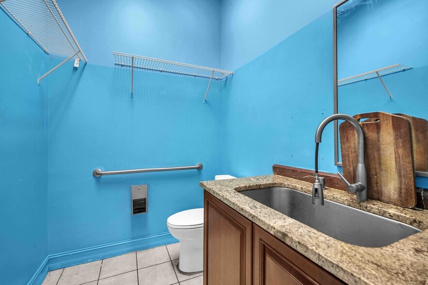 More Photos Of 15060 Jog Rd, Delray Beach Unknown For Lease