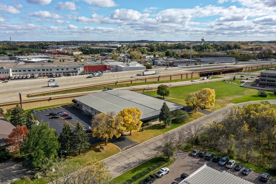 Primary Photo Of 5380 King James Way, Madison Showroom For Sale