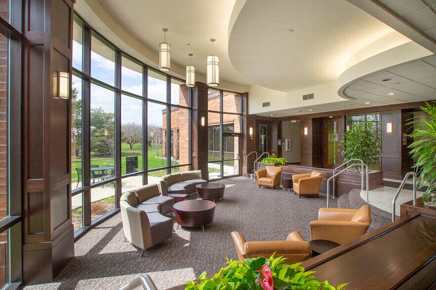 More Photos Of 175 N Patrick Blvd, Brookfield Office For Lease