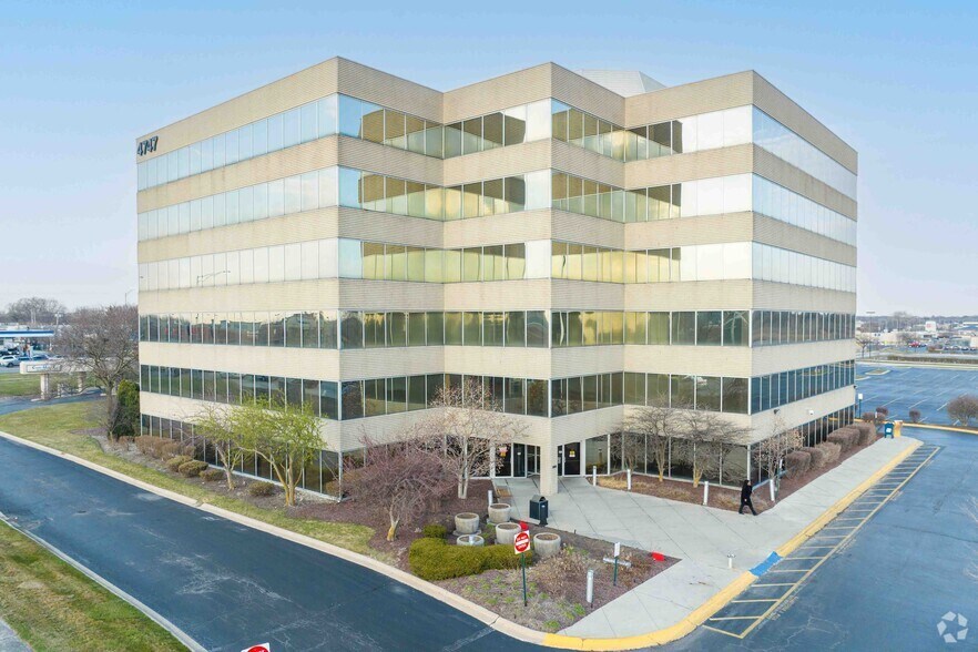 More Photos Of 4747 Lincoln Mall Dr, Matteson Office For Lease