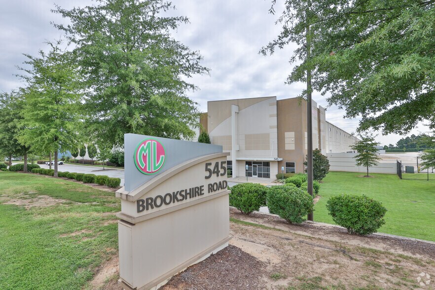 More Photos Of 545 Brookshire Rd, Greer Warehouse For Lease