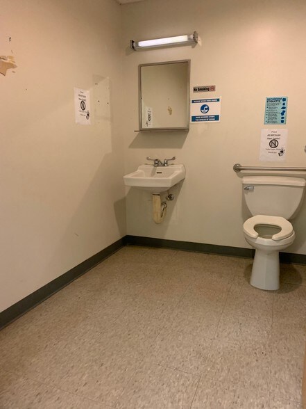 More Photos Of 1151 Pocono Blvd, Mount Pocono Medical For Lease