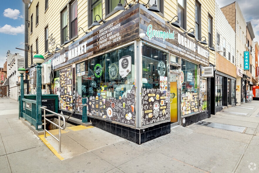 More Photos Of 626 Manhattan Ave, Brooklyn Storefront Retail Residential For Lease