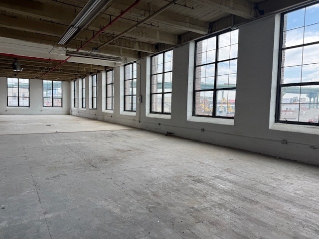More Photos Of 610-628 Smith St, Brooklyn Warehouse For Lease
