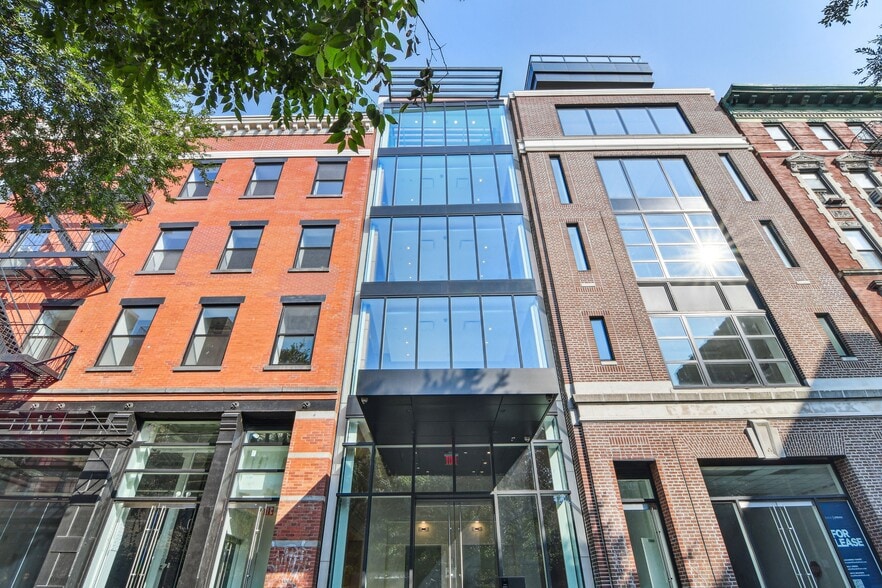 More Photos Of 210 Elizabeth St, New York Office For Lease
