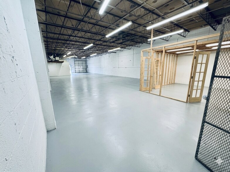 More Photos Of 4055-4059 7th Ter, Saint Petersburg Warehouse For Sale