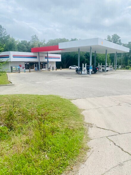 More Photos Of 5711 Blountstown Hwy, Tallahassee Service Station For Sale