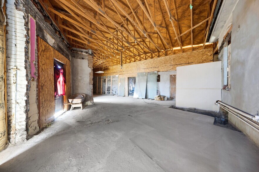 More Photos Of 211 S Piedras, El Paso Loft Creative Space For Sale