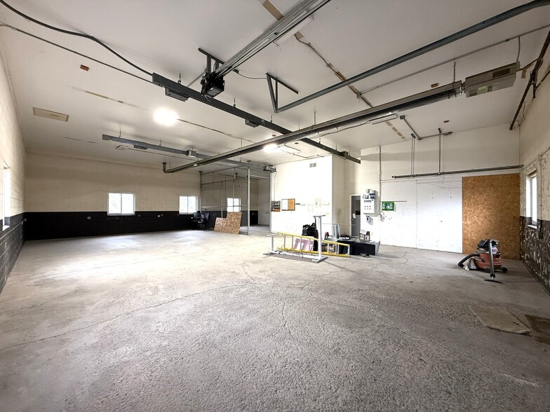 More Photos Of 4944 Ver Plank Rd, Clay Light Manufacturing For Sale