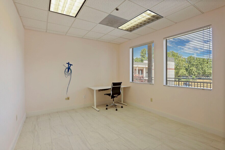 More Photos Of 3133 W March Ln, Stockton Medical For Lease