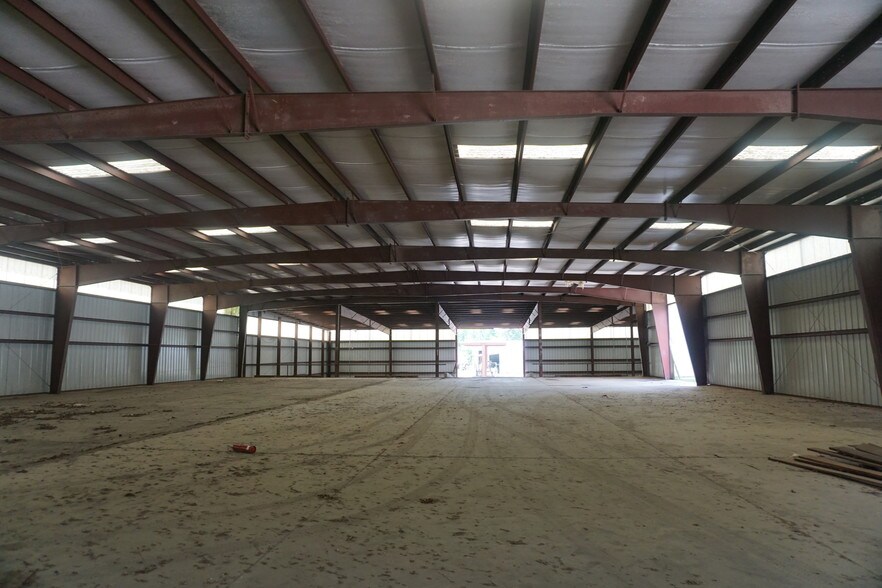 More Photos Of 403 N Main St, Evergreen Warehouse For Sale