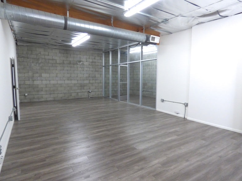 More Photos Of 3608 Griffith Ave, Los Angeles Light Manufacturing For Lease