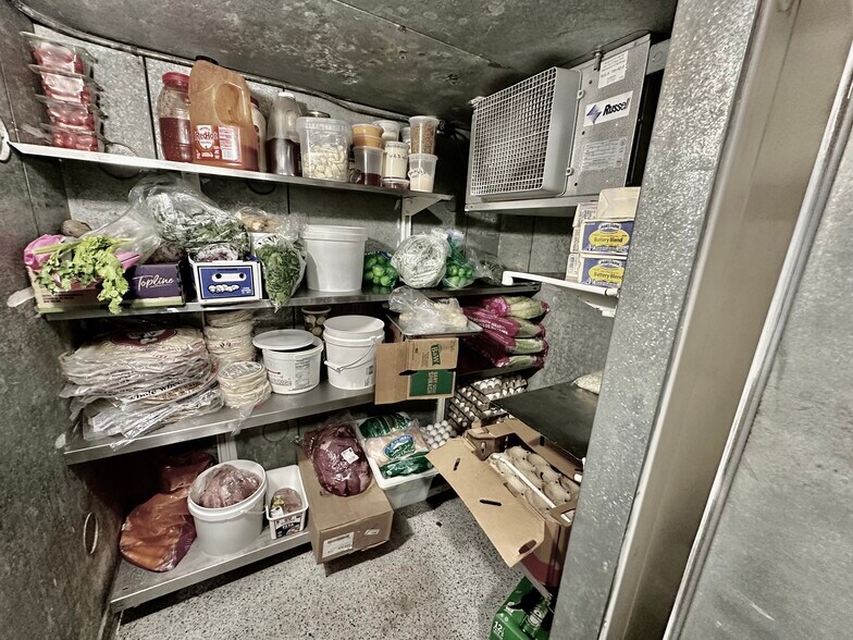 More Photos Of 229 Mill St, Greenwich General Retail For Sale