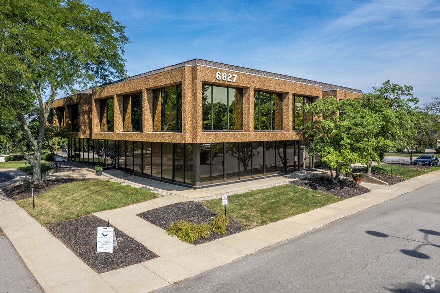 More Photos Of 6797 N High St, Worthington Unknown For Lease