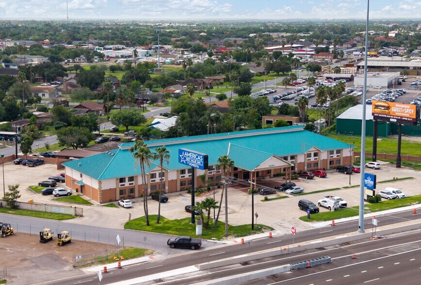More Photos Of 1301 W Expressway 83, Pharr Hotel For Sale