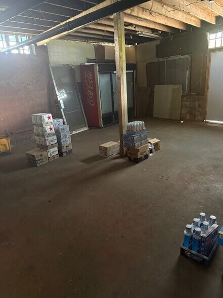 More Photos Of 47-723 Kamehameha Hwy, Kaneohe Freestanding For Sale