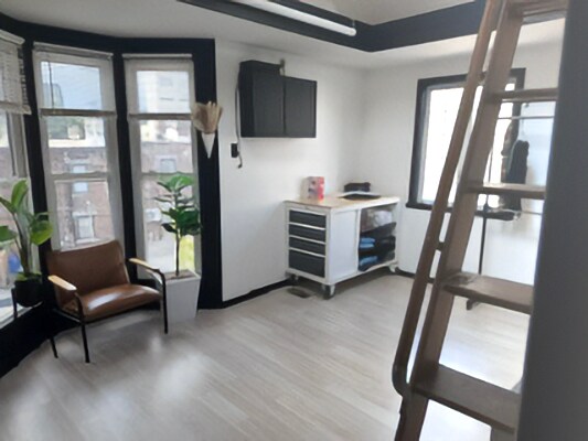 More Photos Of 5829 Ellsworth Ave, Pittsburgh Storefront Retail Residential For Lease