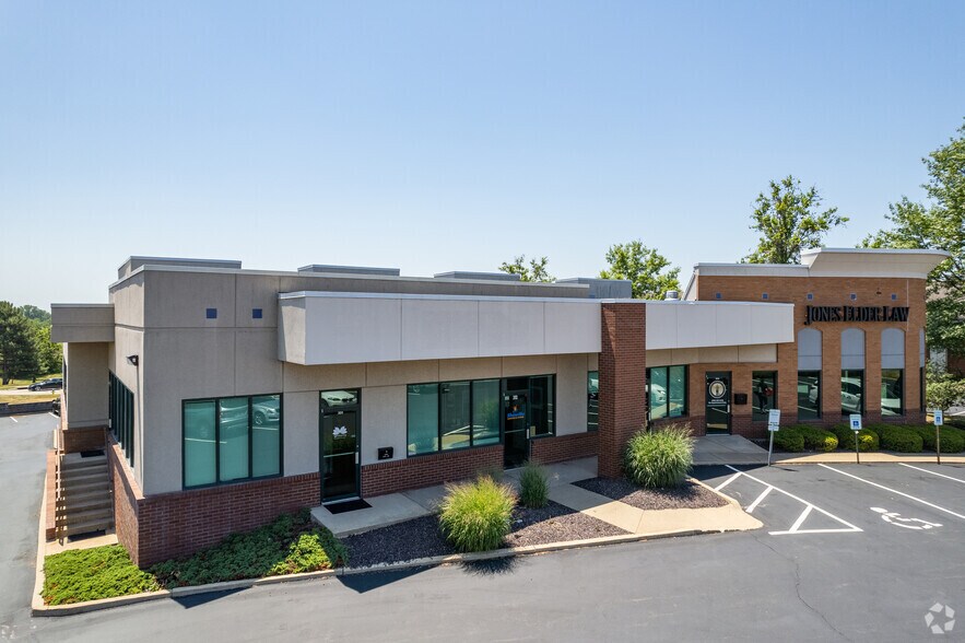 More Photos Of 2085 Bluestone Dr, Saint Charles Medical For Sale