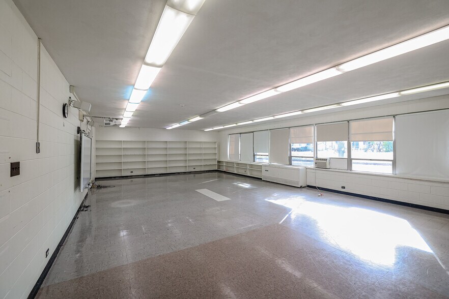 More Photos Of 331 George St, West Chicago Schools For Sale