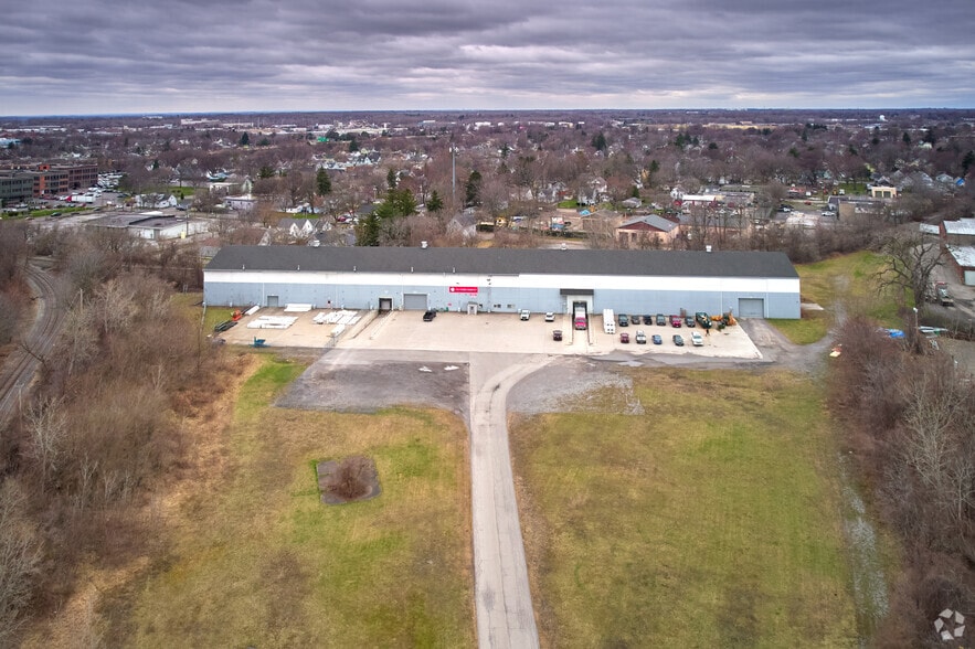 More Photos Of 595 Hague St, Rochester Warehouse For Lease