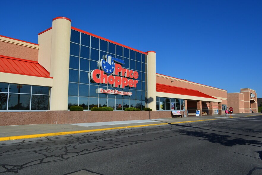 More Photos Of 3815-3873 State Rte 31, Liverpool Unknown For Lease