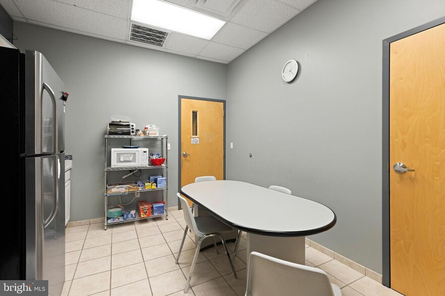 More Photos Of 251 Lewis Ln, Havre De Grace Medical For Sale