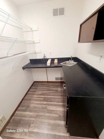 More Photos Of 769 Route 9, Bayville Office For Lease