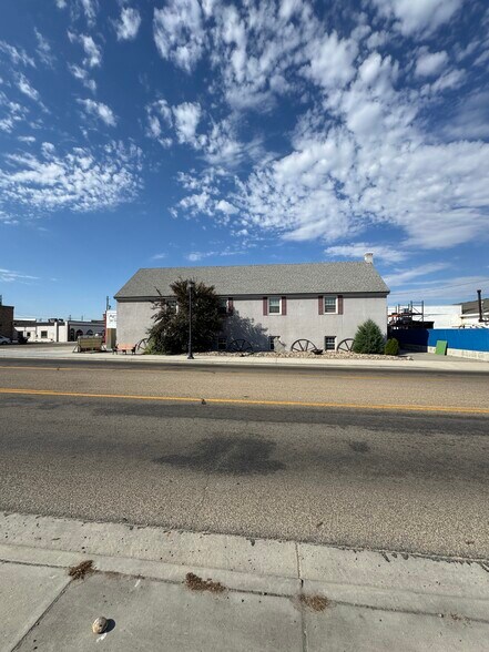 More Photos Of 119 N 2nd St, Parma Freestanding For Sale
