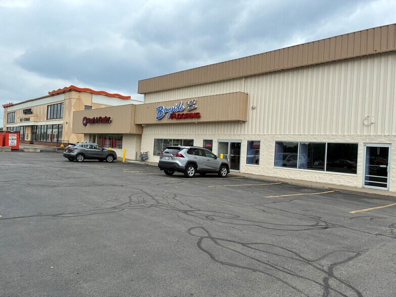Primary Photo Of 1122-1124 E Ridge Rd, Rochester General Retail For Sale