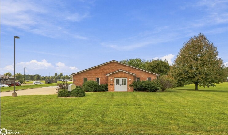 More Photos Of 1307 Broadway St, West Burlington Freestanding For Sale