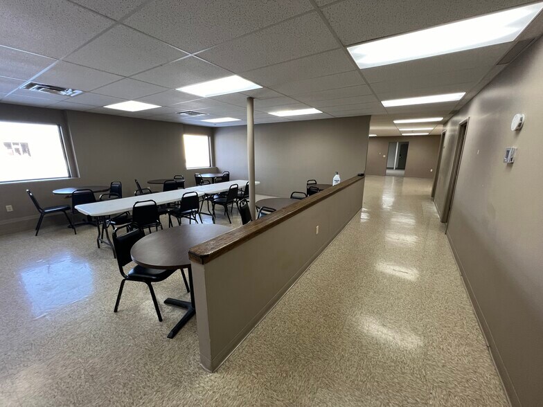 More Photos Of 4 Adler Dr, East Syracuse Office For Lease