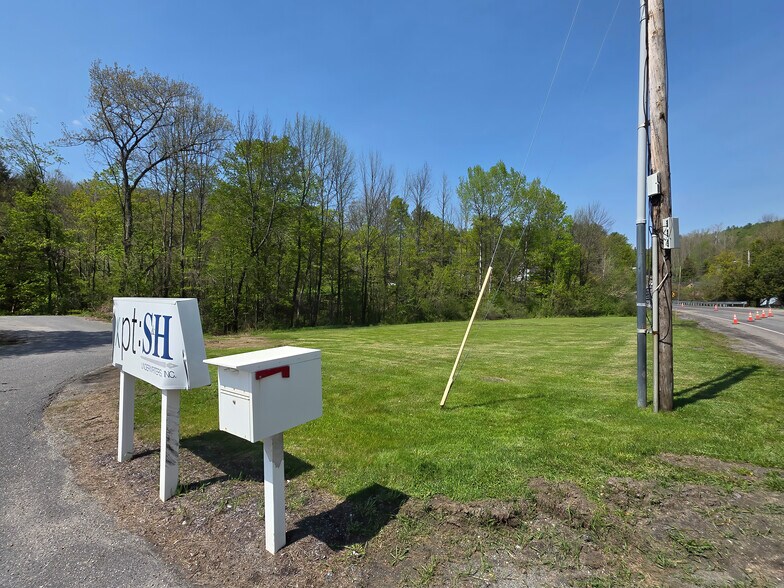 More Photos Of 338 E Montpelier Rd, Barre Town Office For Sale