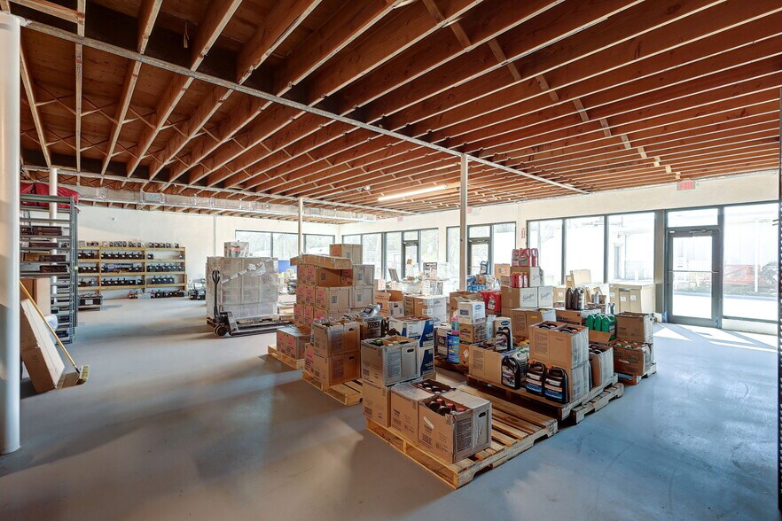 More Photos Of 519 Delaware Ave, Fort Pierce General Retail For Lease