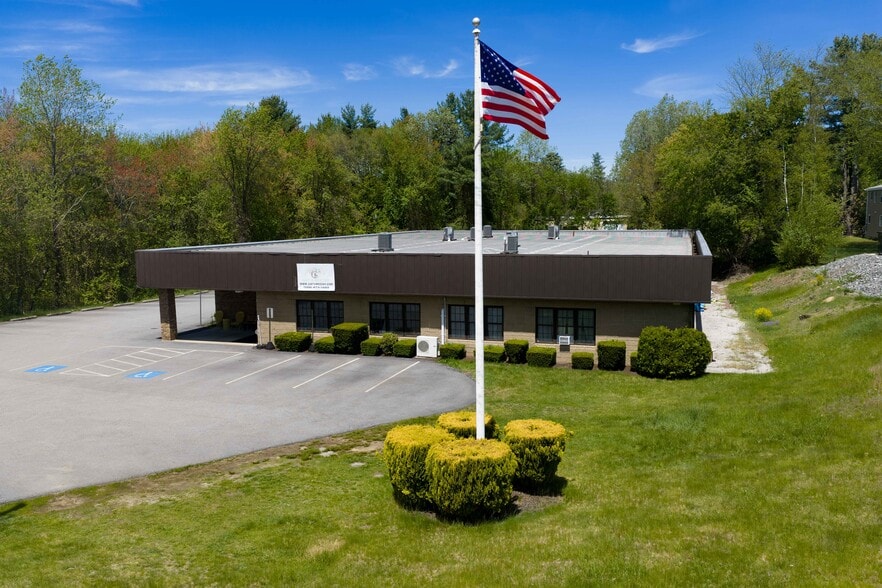 Primary Photo Of 138 Hartford Ave, Hopedale Daycare Center For Lease