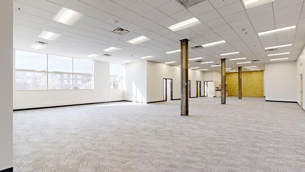 More Photos Of 2550 University Ave W, Saint Paul Unknown For Lease